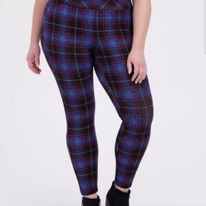 Torrid Red Blue Plaid Pixie Pants Womens Plus Size 3R Skinny Leg Jegging Legging